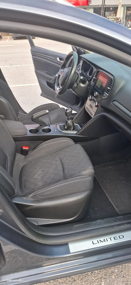 Renault Mégane Sport Tourer 1.5 dCi Limited - 15