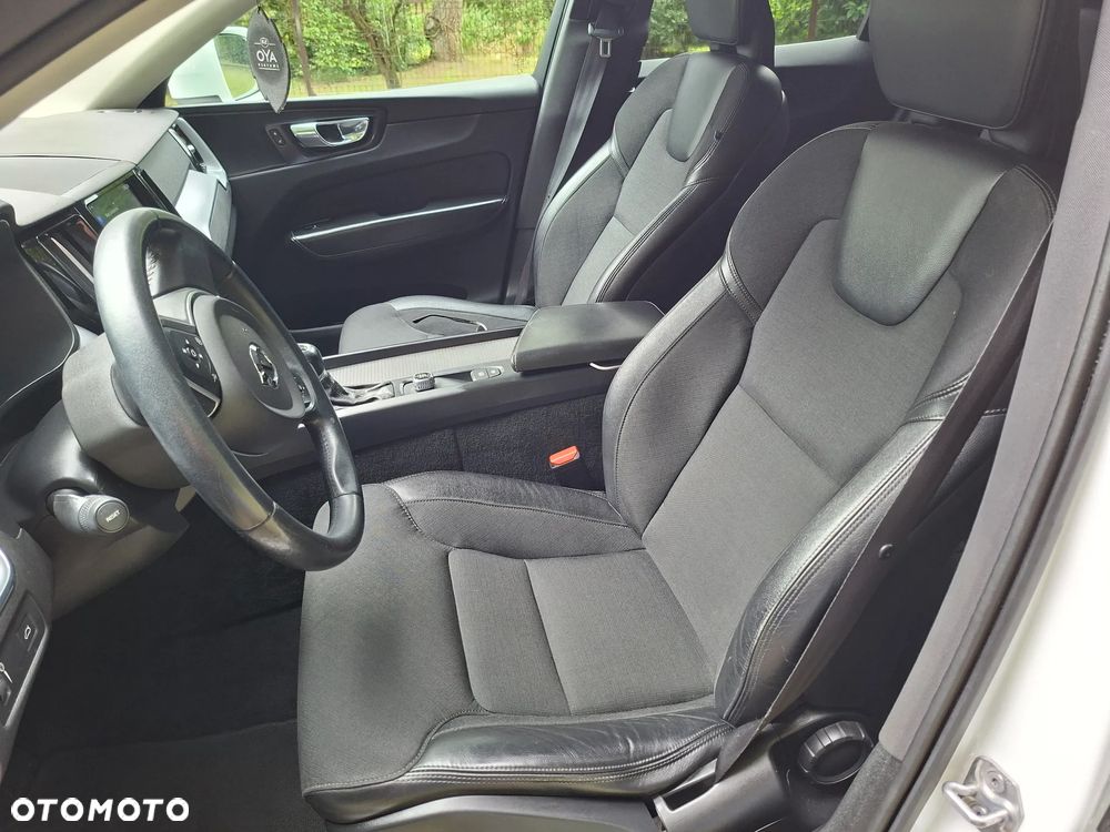 Volvo XC 60 D4 SCR Inscription - 6