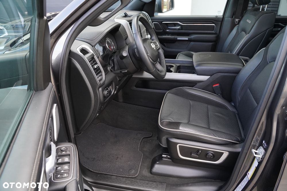 RAM 1500 Crew Cab Laramie - 33