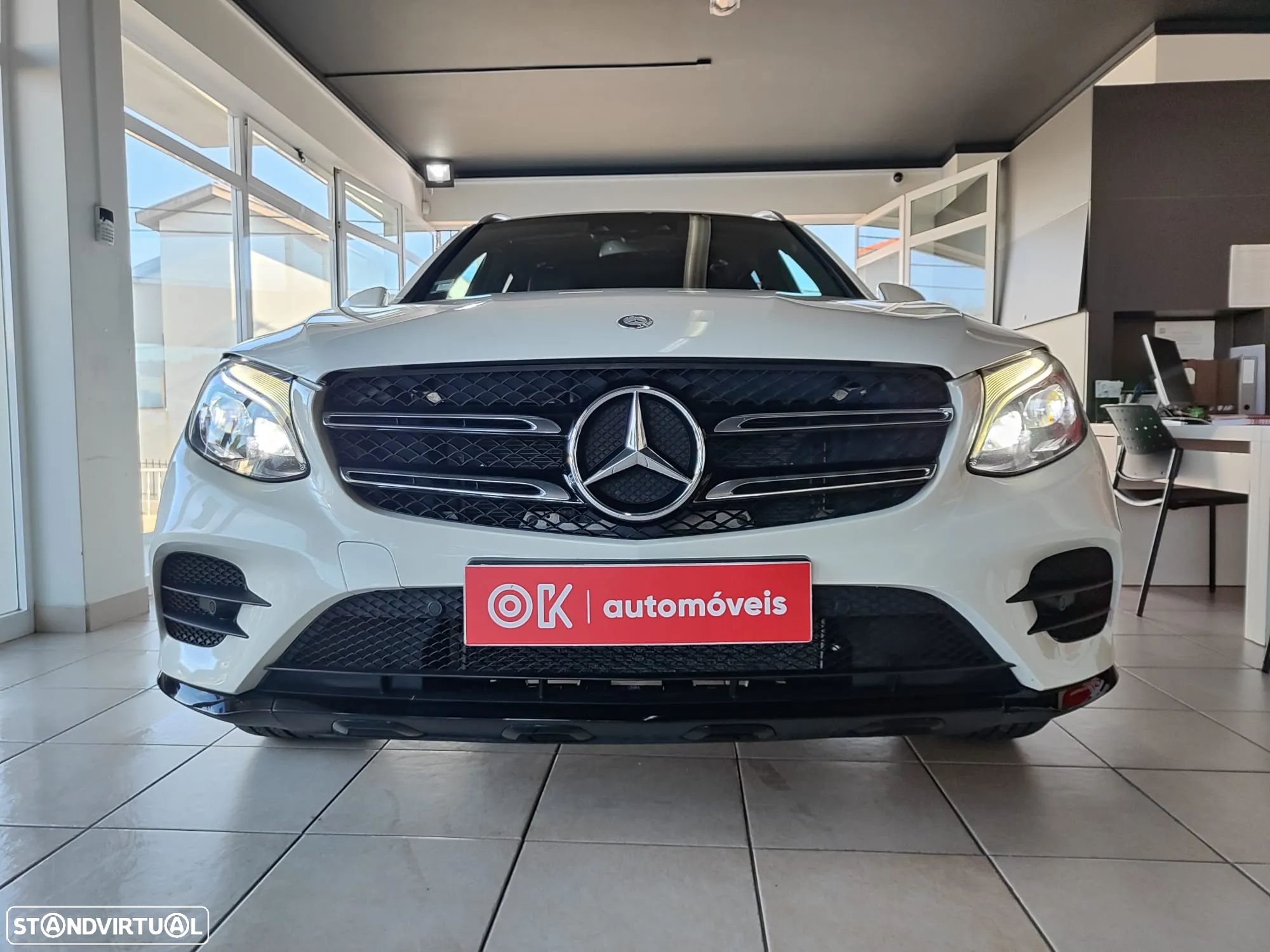 Mercedes-Benz GLC 220 d 4Matic 9G-TRONIC AMG Line - 4