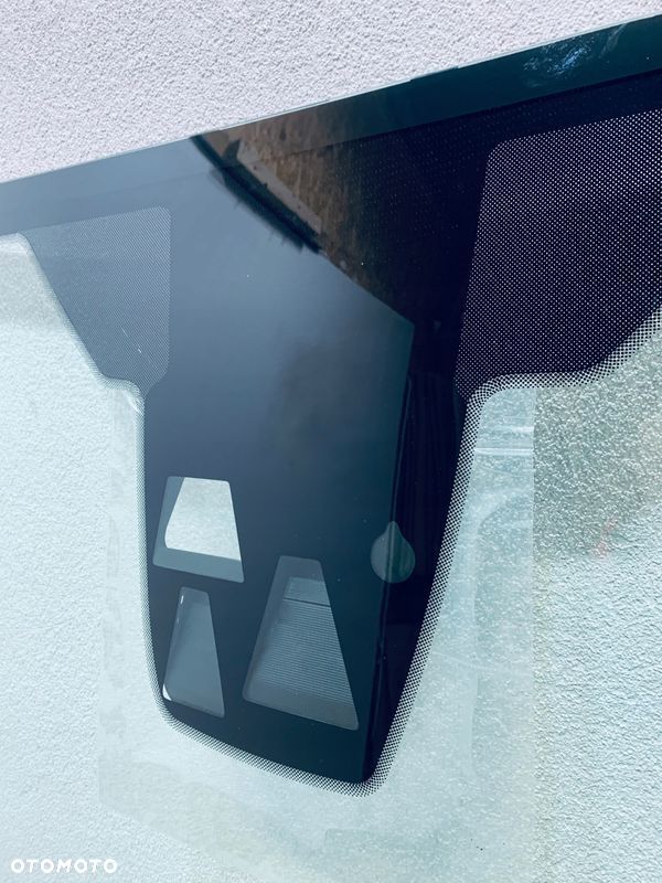 Szyba czołowa FORD FOCUS MK3 2015- AKU+GRZ+KAM+SEN