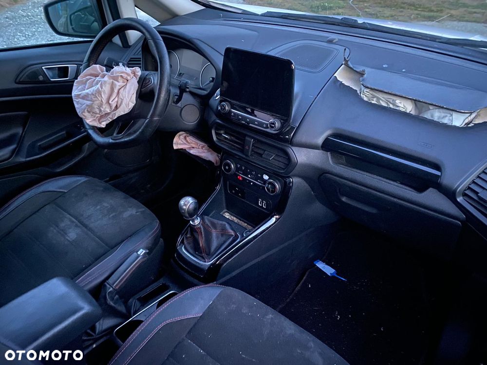 Ford EcoSport - 19