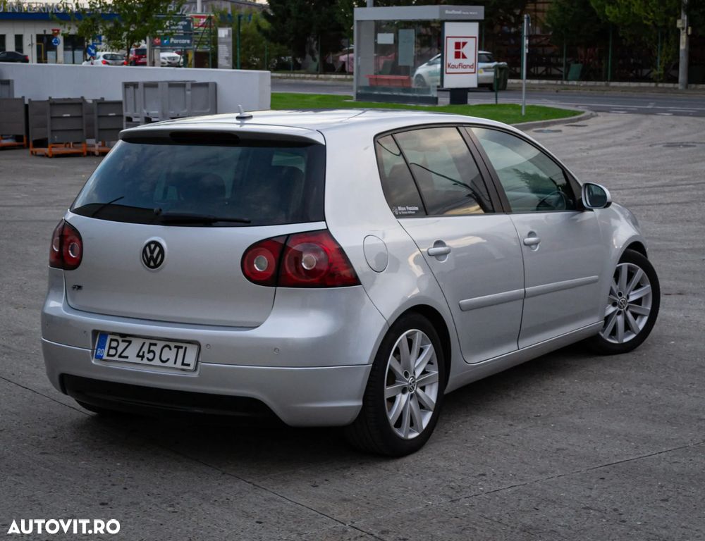 Volkswagen Golf 1.6 Highline - 3