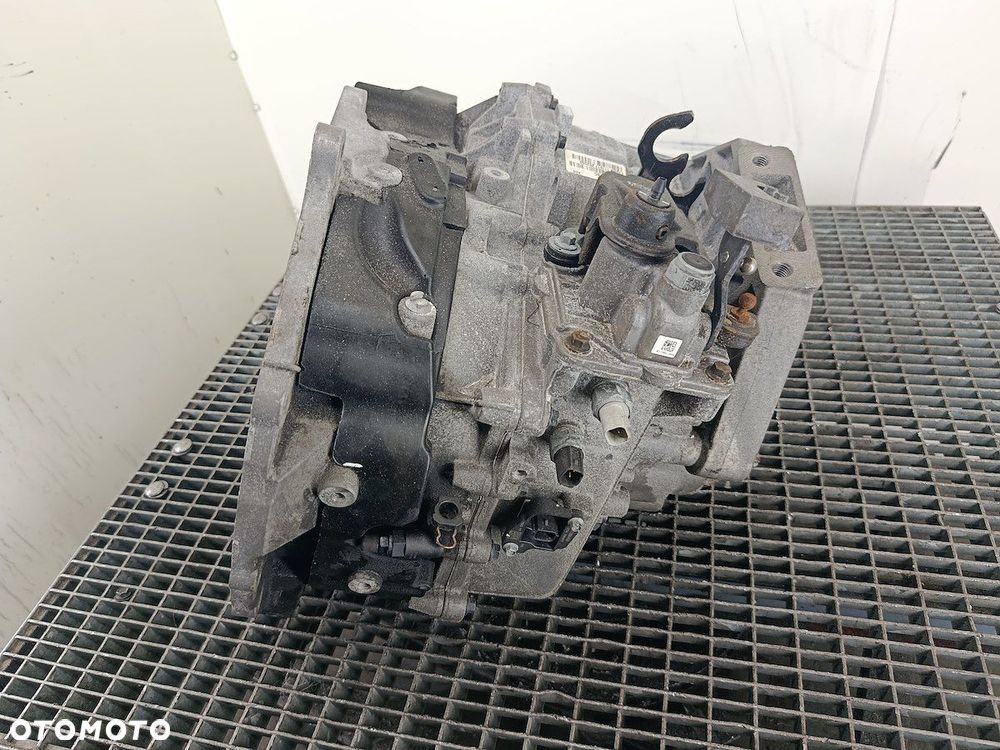 SKRZYNIA BIEGÓW MANUALNA 6 LAND ROVER RANGE ROVER EVOQE GJ3R-7002-BC 2.0 D - 5