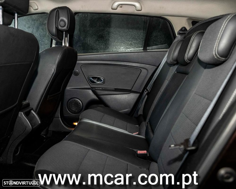 Renault Mégane Sport Tourer 1.9 dCi Emotion - 7
