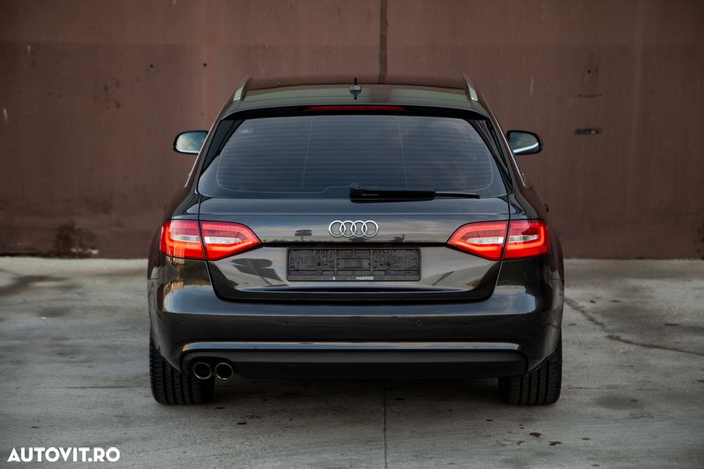 Audi A4 Avant 2.0 TDI DPF multitronic Ambiente - 12