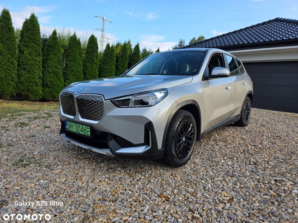 BMW iX1 eDrive20 - 17