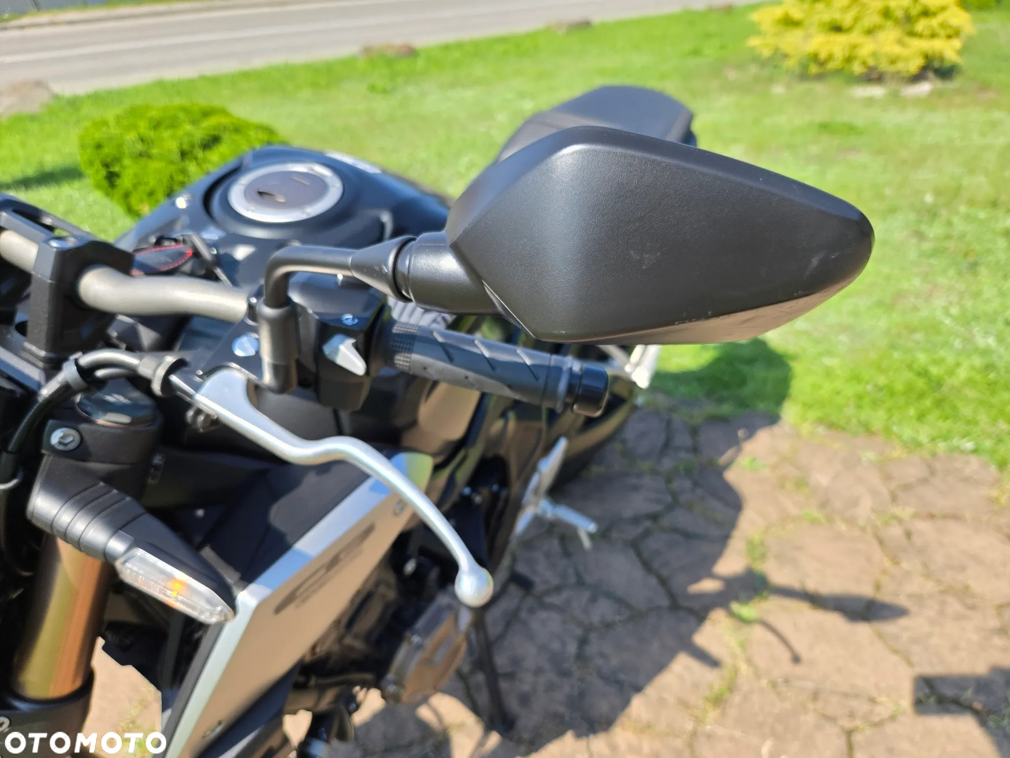 Honda CB - 24