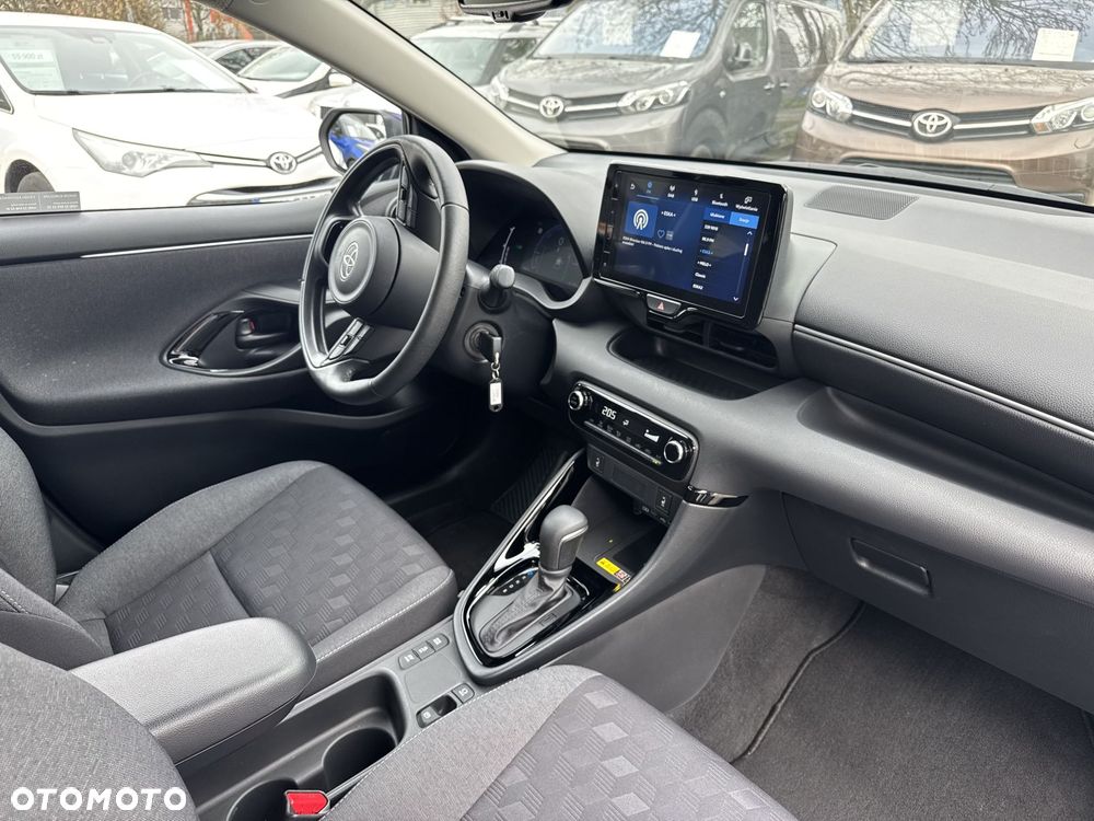 Toyota Yaris Hybrid 1.5 Style - 9