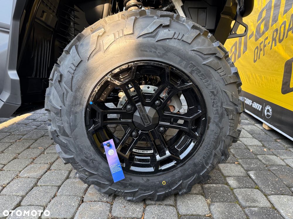 Can-Am Outlander Max - 22