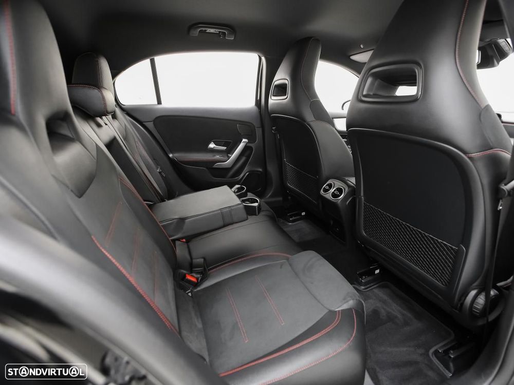 Mercedes-Benz A 45 AMG S 4Matic+ - 12