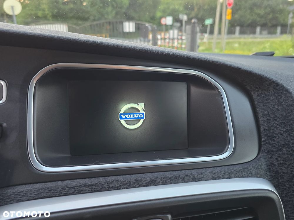 Volvo V40 T2 Drive-E Summum - 34
