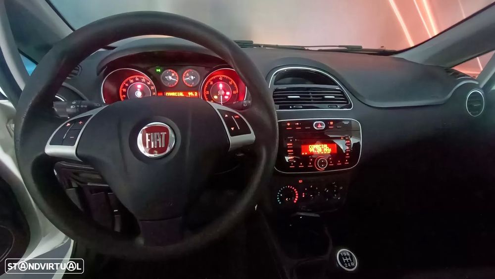 Fiat Punto 1.3 M-Jet Easy S&S - 10