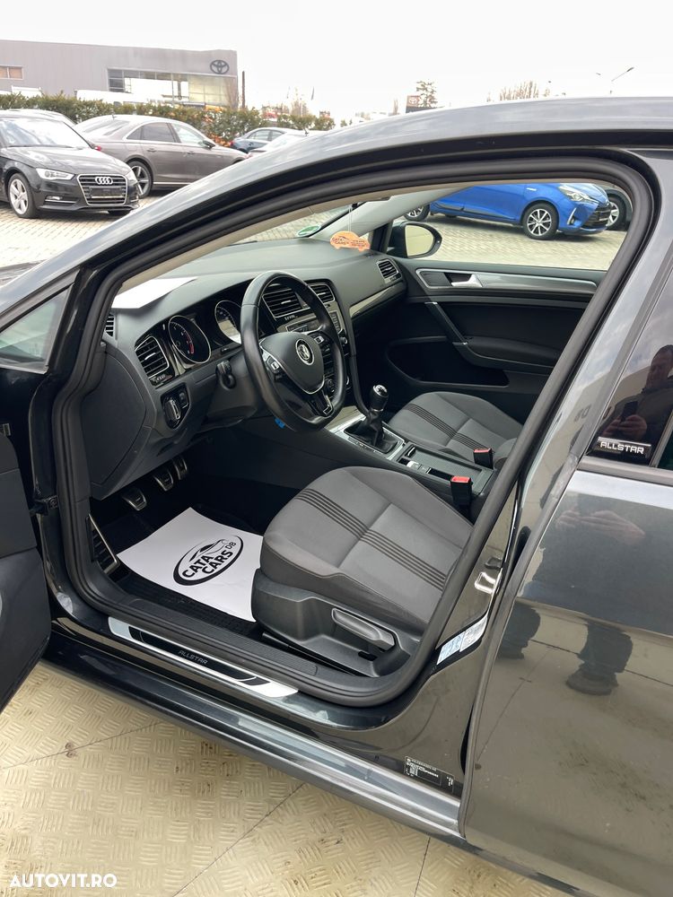 Volkswagen Golf 1.2 TSI BlueMotion Technology Allstar - 30