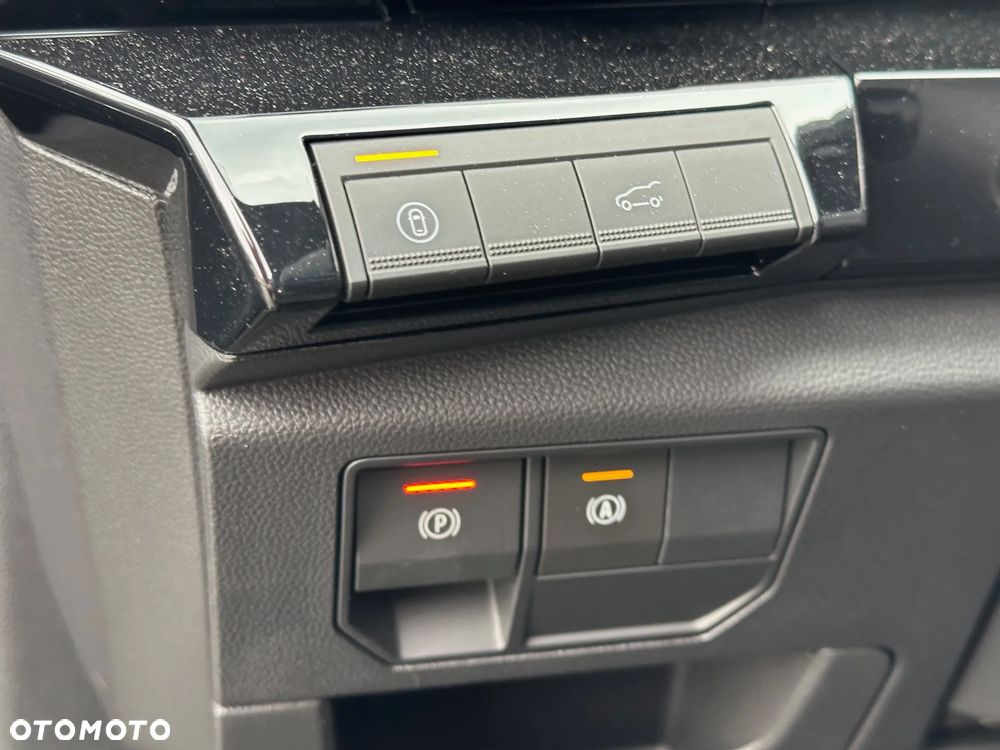 Renault Espace 1.2 E-Tech Full Hybrid 200 Techno MMT 5os - 8