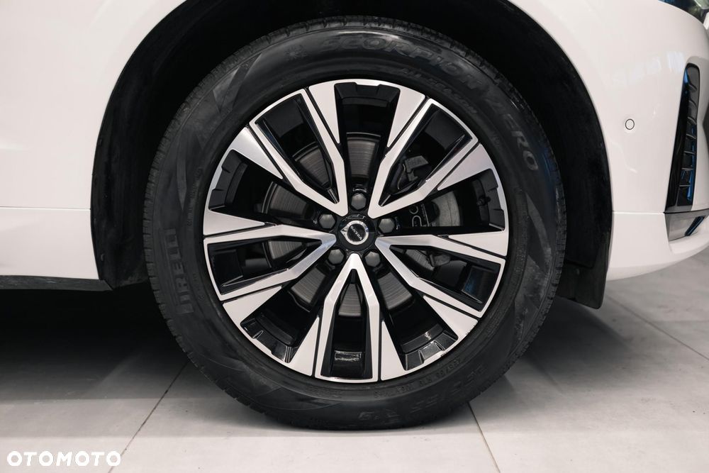 Volvo XC 60 B5 B AWD Plus Dark - 38