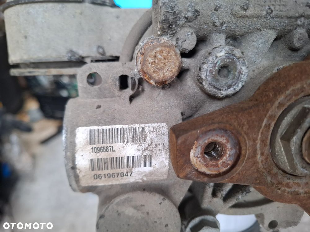 MOST DYFERENCJAL DYFER REDUKTOR TYL AUDI A3 8P SEAT ALTEA FREETRACK SKODA OCTAVIA II 1K0907554L SLASK WYSYLKA VAT - 2