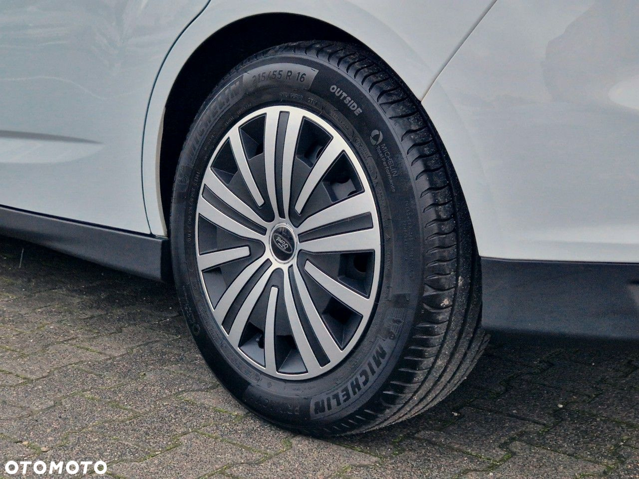Ford C-MAX - 14