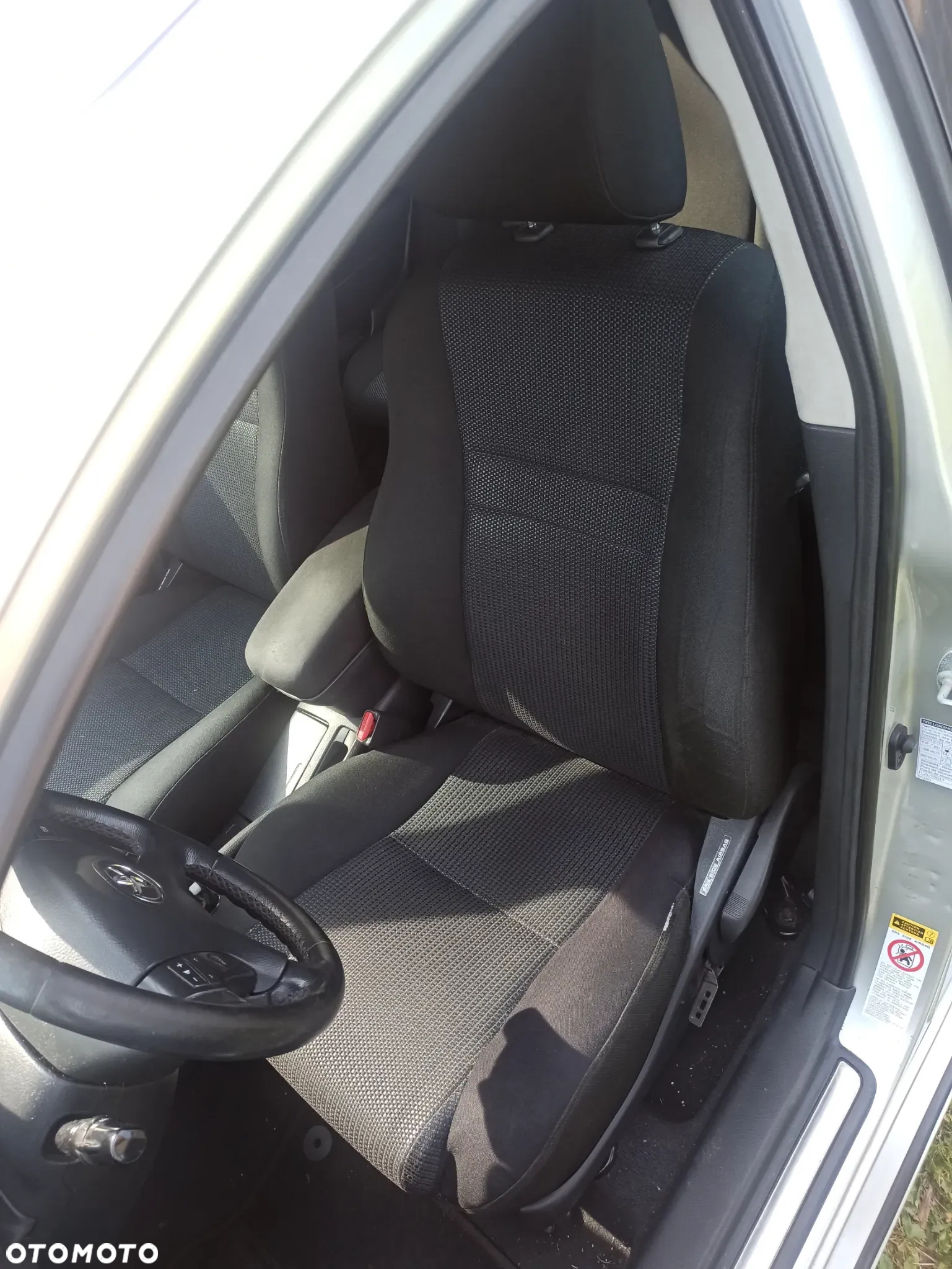 Toyota Avensis 2.0 D-4D Sol - 14