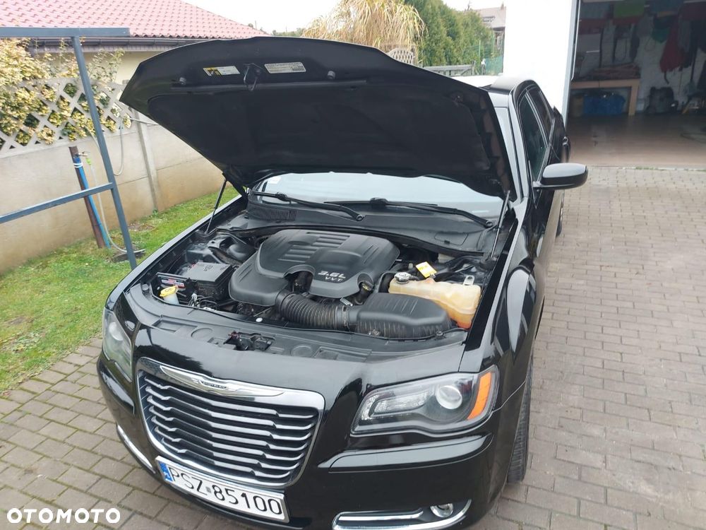 Chrysler 300s - 8