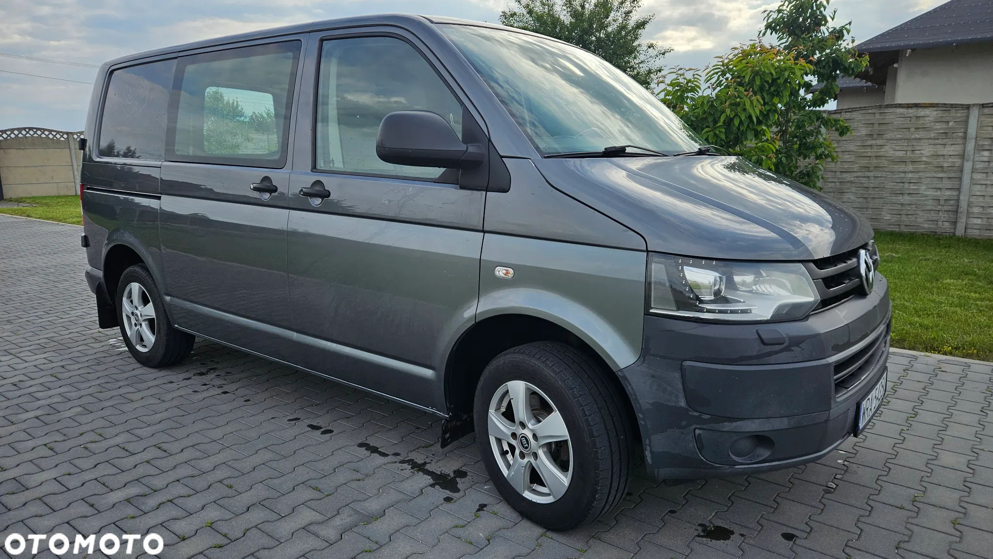Volkswagen Transporter Multivan 4MOTION Highline - 2