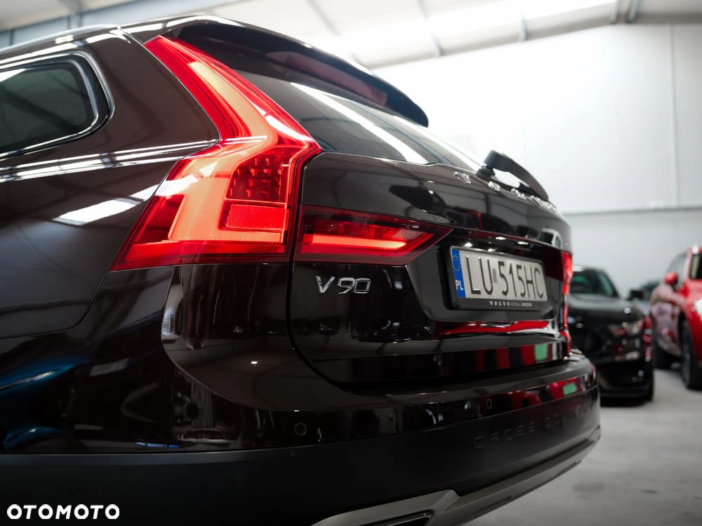 Volvo V90 Cross Country D4 AWD Pro - 7