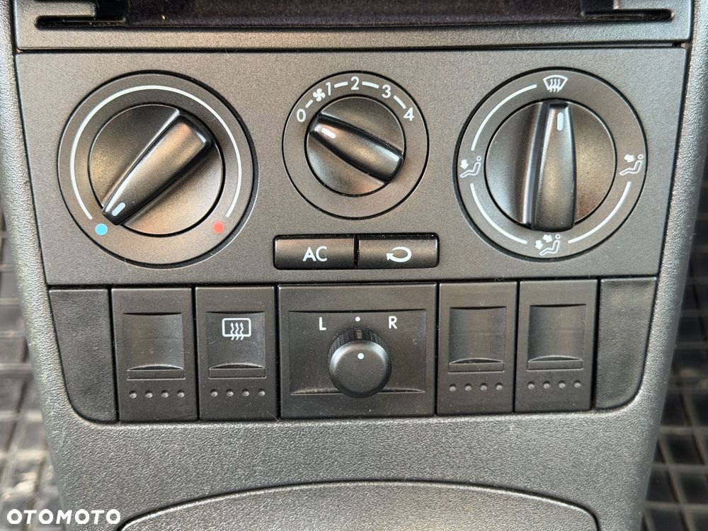 Volkswagen Lupo 1.0 Rave - 14