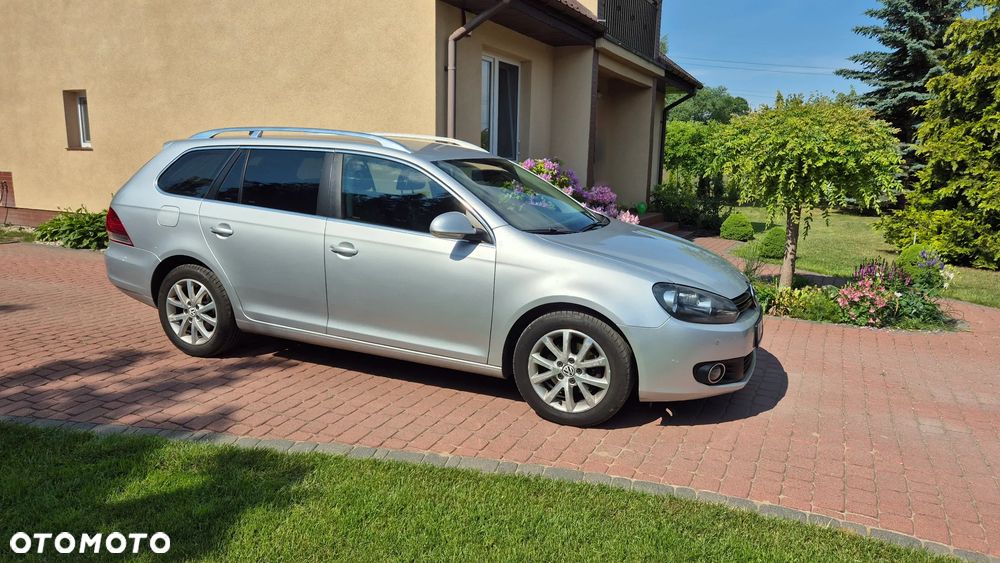 Volkswagen Golf 1.6 TDI DPF BlueMotion - 13