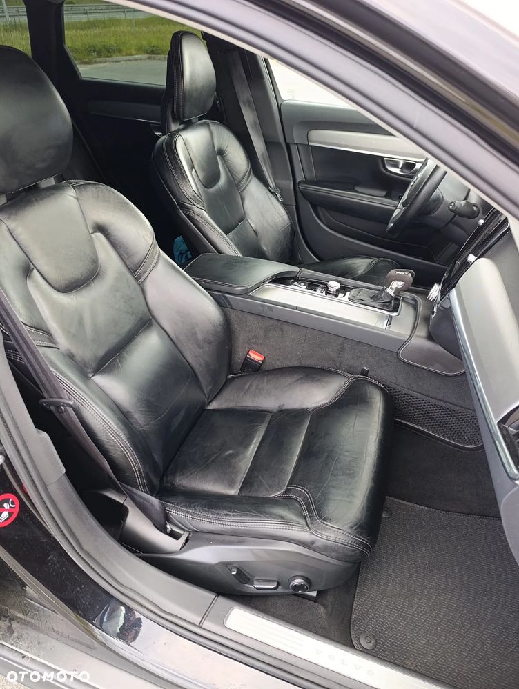 Volvo V90 Cross Country D5 AWD - 24