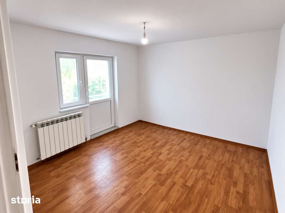 Apartament 3 camere, 65 mp, zona Centrala-Bals — fotografia 1