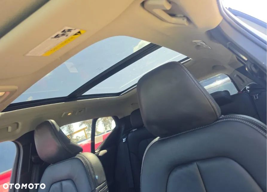 Volvo XC 40 - 12