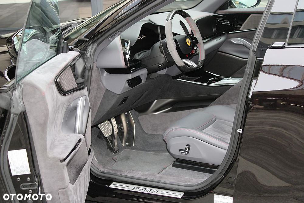 Ferrari Purosangue - 11