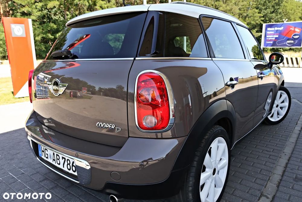 MINI Countryman Cooper D - 16