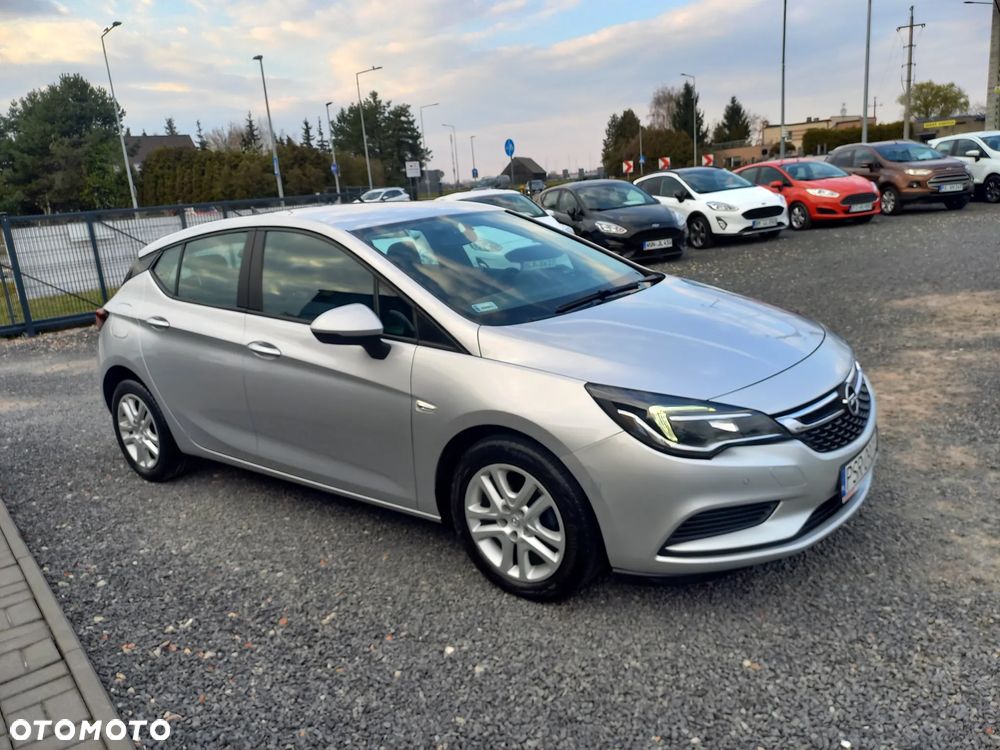 Opel Astra 1.6 CDTI Enjoy - 8