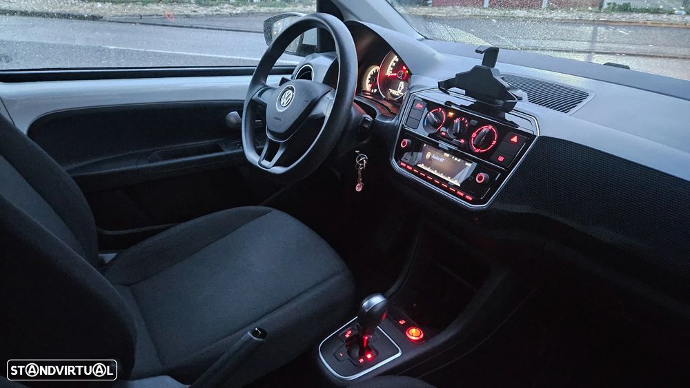 VW Up! 1.0 High Auto - 17