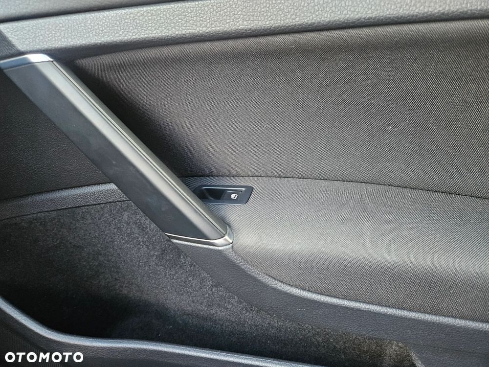 Volkswagen Golf Variant 1.6 TDI BMT Comfortline - 17