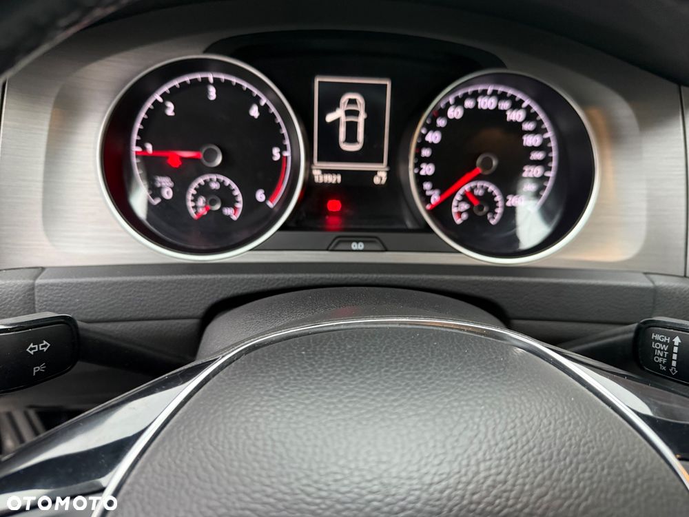 Volkswagen Golf 1.6 TDI DPF BlueMotion - 5