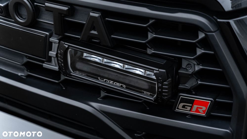 Toyota Hilux 2.8 D-4D Double Cab GR Sport II 4x4 - 14