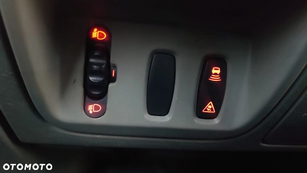 Renault Trafic Grand Passenger Black Edition - 31