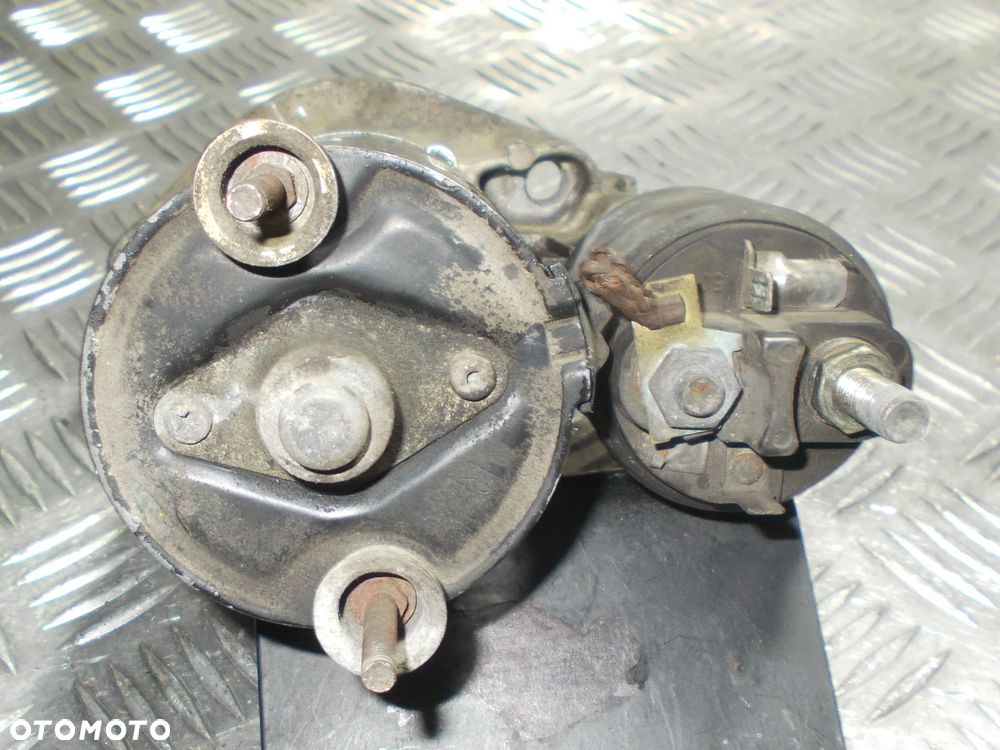 Audi 80 B3 B4 100 A6 C4 A4 B5 B6 - rozrusznik 1.6 1.8 1.8T 2.0 - 3