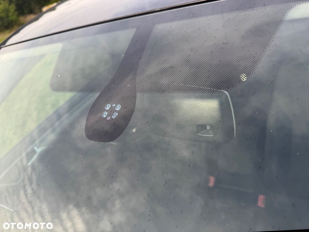 Volkswagen Golf - 9