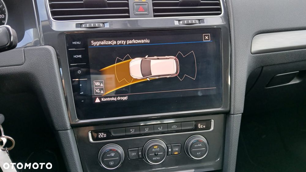 Volkswagen Golf e-Golf - 11