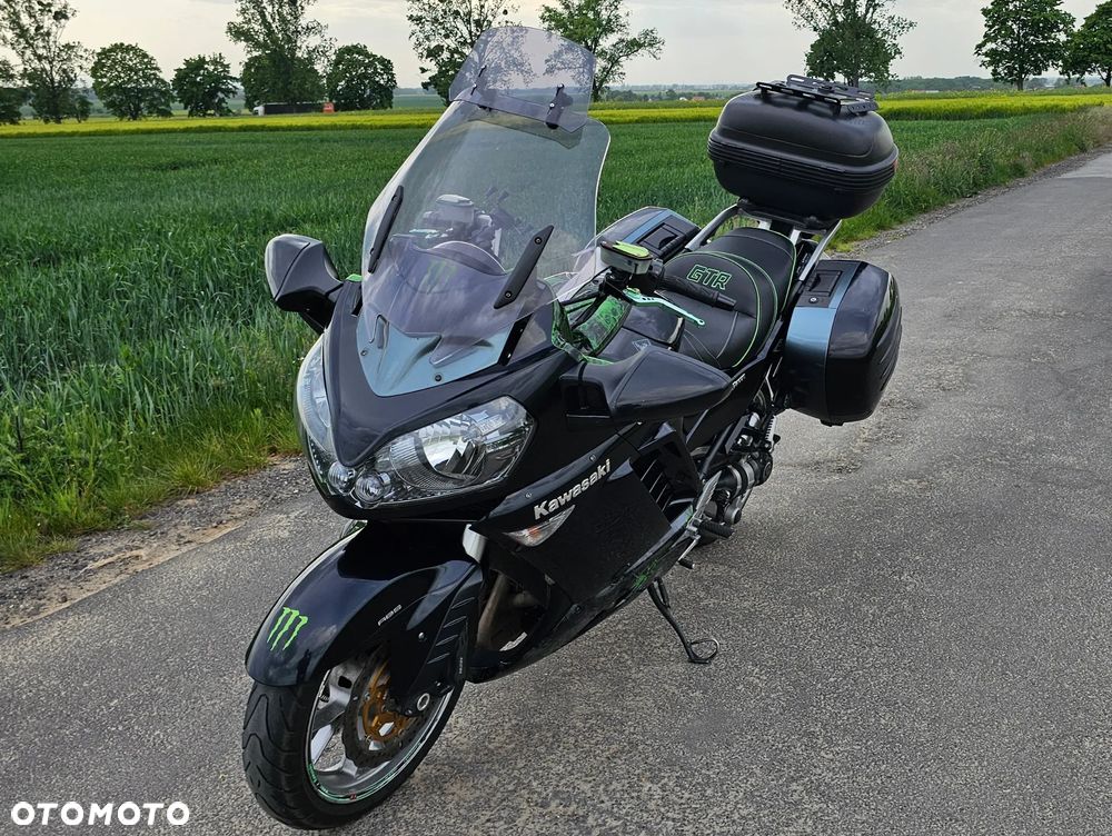 Kawasaki GTR - 2