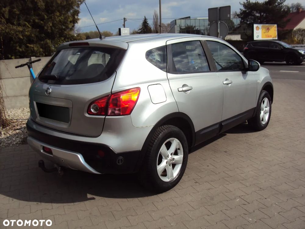 Nissan Qashqai 2.0 4 x 4 visia - 13