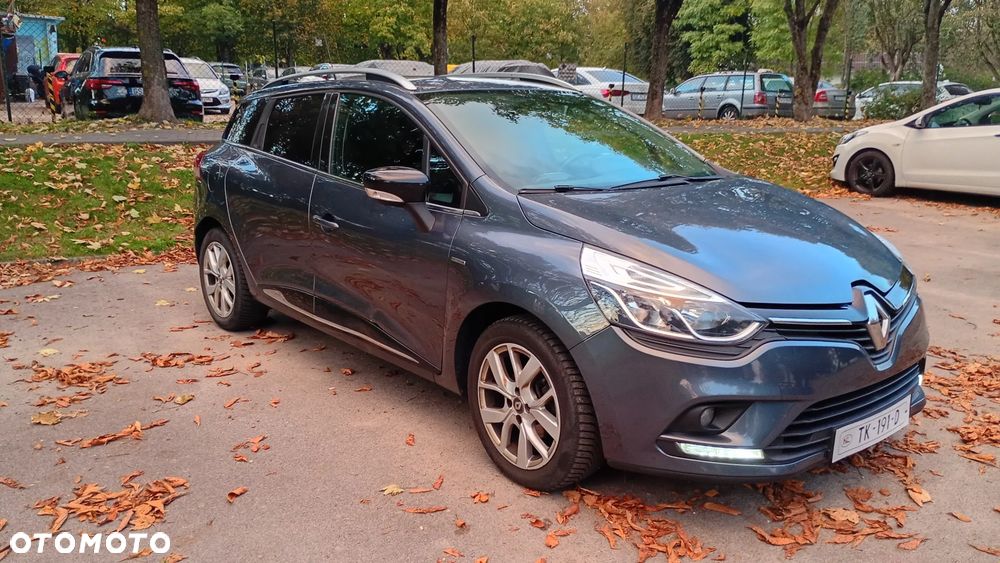Renault Clio - 8