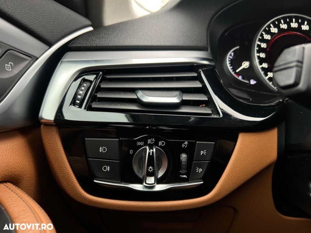 BMW Seria 5 - 30