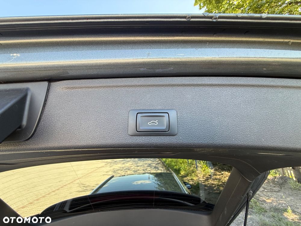 Audi A4 Avant 2.0 TDI S tronic - 19