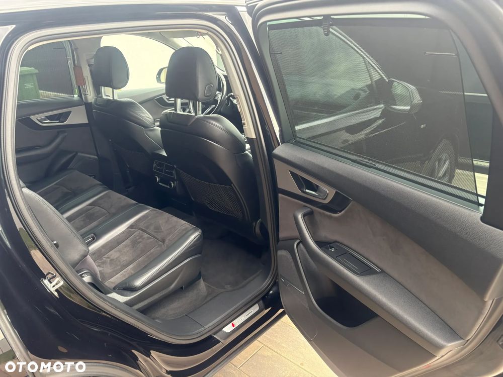 Audi Q7 - 28