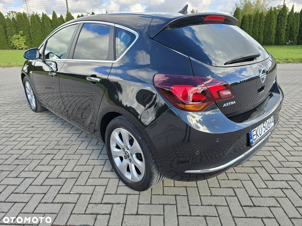 Opel Astra 2013