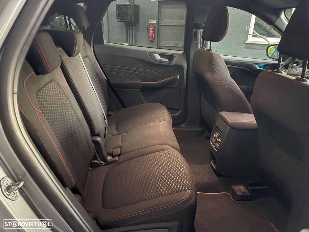 Ford Kuga 2.5 PHEV ST-Line - 37